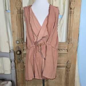Umgee Rust Sleeveless Vest with Frayed Edges Size Medium